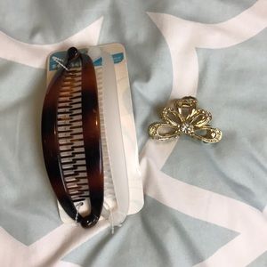 hair clips new  (3). For women or girls